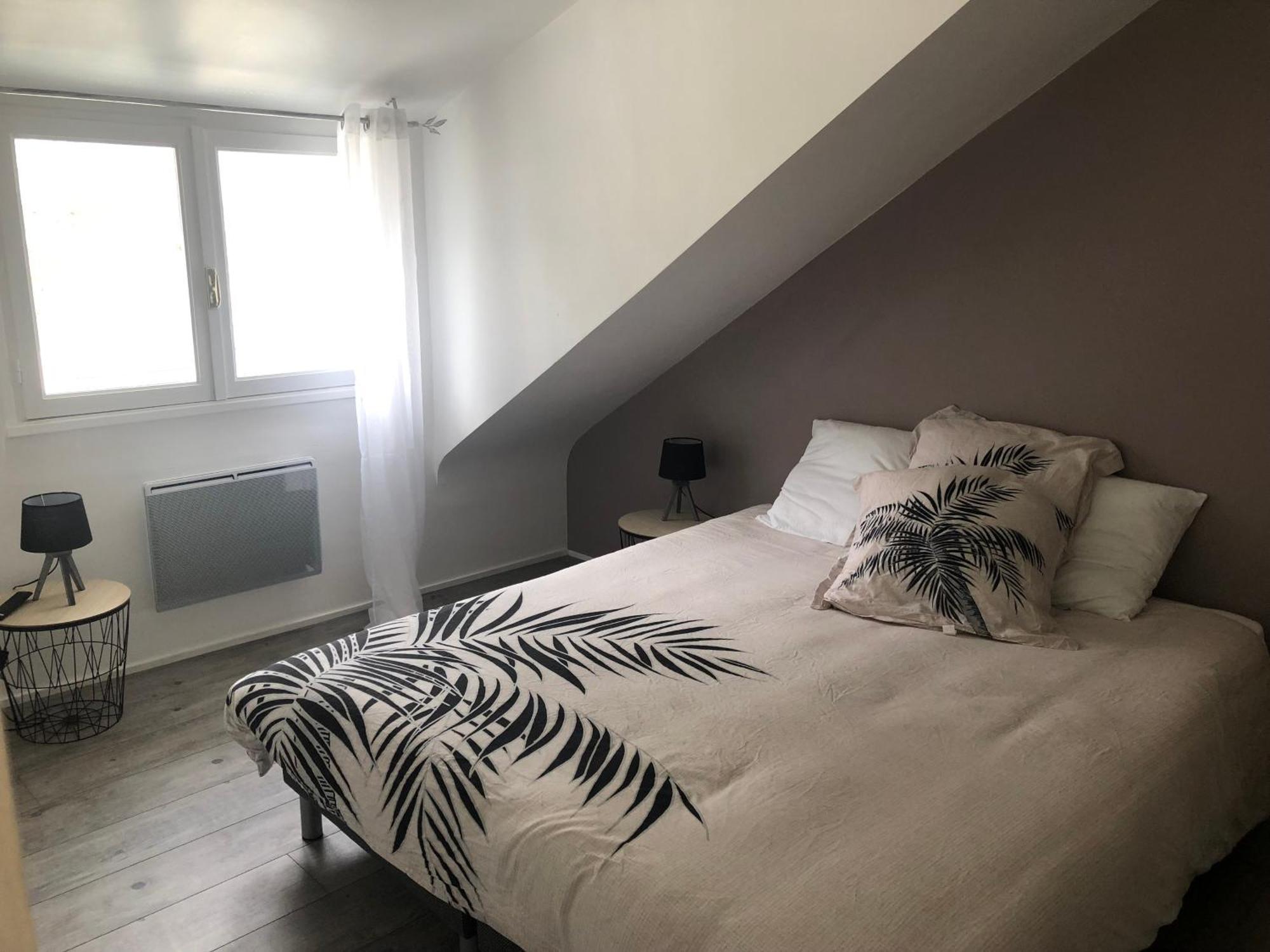 Loue Tres Bel App 75 M2 Deco Modern 150 M Port- Ville Close-Halles-Marche 15Mn Конкарно Экстерьер фото